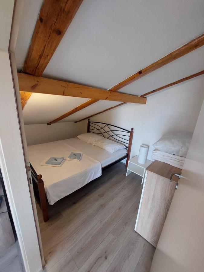 Apartment Ivana Крк Экстерьер фото